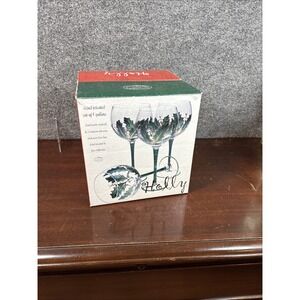 Home Essentials And Beyond Set‎ of 4 Hand Painted Wine Goblets Holly